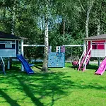 Lesna Osada Przy Suntago Park Vakantiepark *