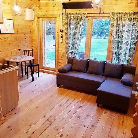 ホリデーパーク Lesna Osada Przy Suntago Park *