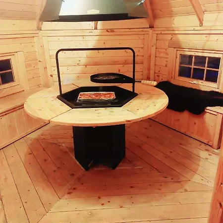 Prázdninový areál Lesna Osada Przy Suntago Park Krzyzowka (Zyrardow)