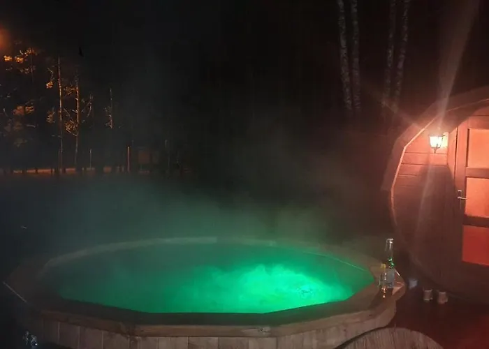 Üdülőpark Lesna Osada Przy Suntago Park Krzyzowka (Zyrardow)