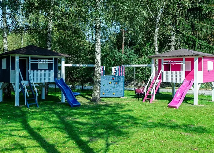 Lesna Osada Przy Suntago Park Üdülőpark *