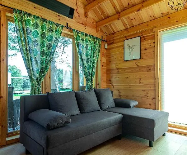 Üdülőpark Lesna Osada Przy Suntago Park Krzyzowka (Zyrardow)