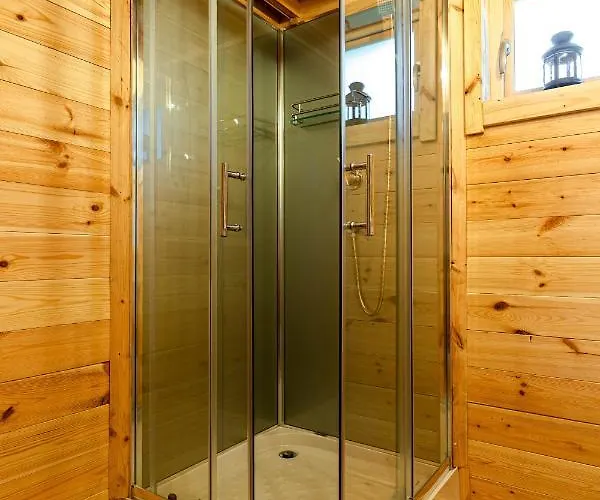 Lesna Osada Przy Suntago Park Üdülőpark *